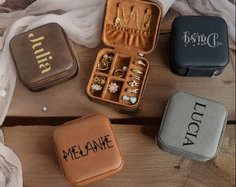 Personalized Name Jewelry Box for Bridesmaids, Personalized Travel Jewelry Box, Bridal Party Proposal Gift for Her