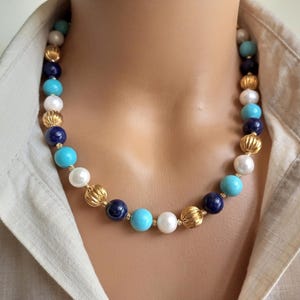 Lapis - Türkis - Perle Naturstein Perlen Halskette, handgemachter mehrfarbiger Statement Großer Edelstein Schmuck, Geschenk für einen besonderen Menschen