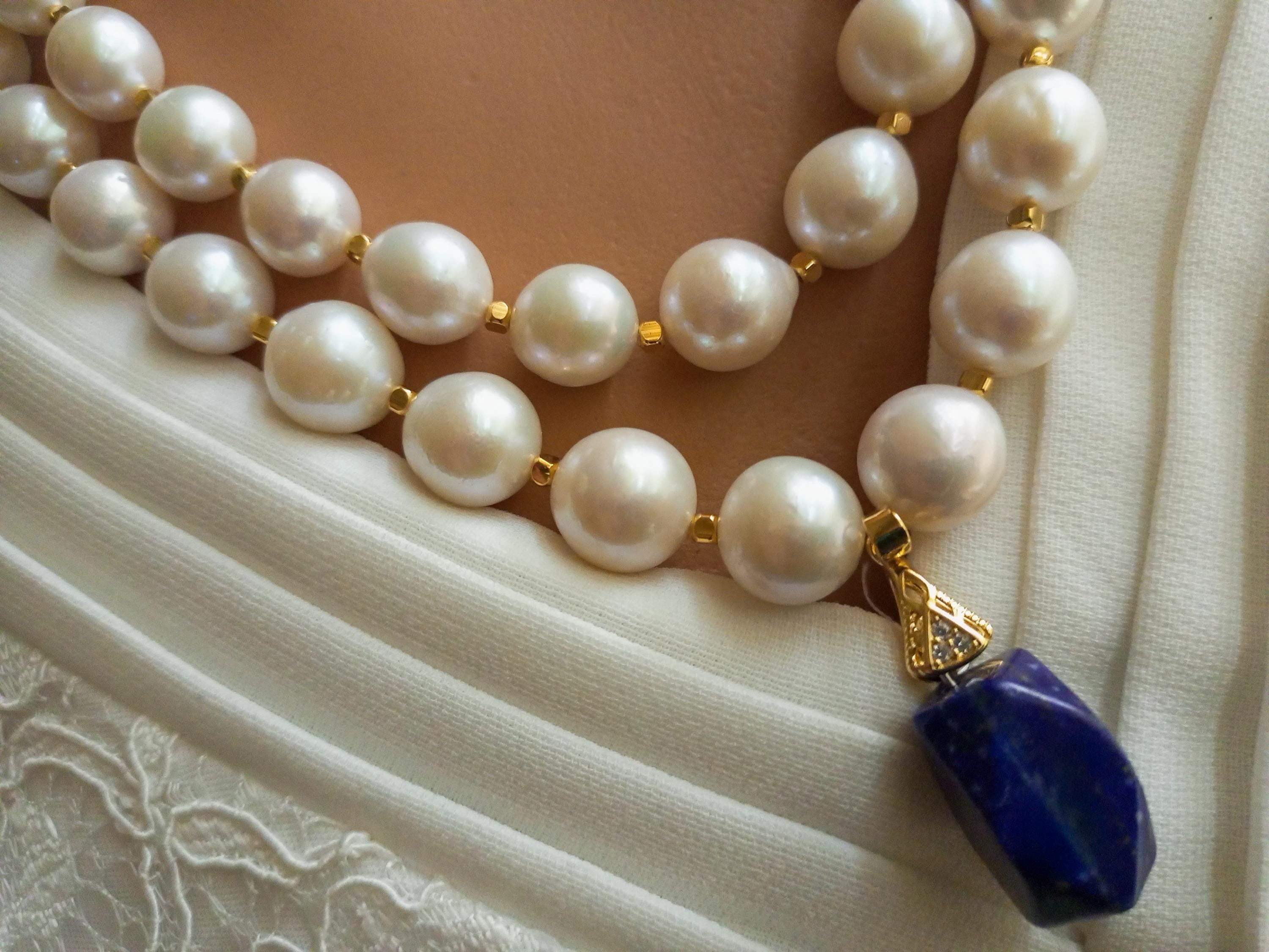 La Collana Fatta A Mano Fatta Delle Perle Variopinte Luminose Merino Naturali Asciutte Della Lana Feltro Ha Asciugato Le Palle 97767414 - Foto 10