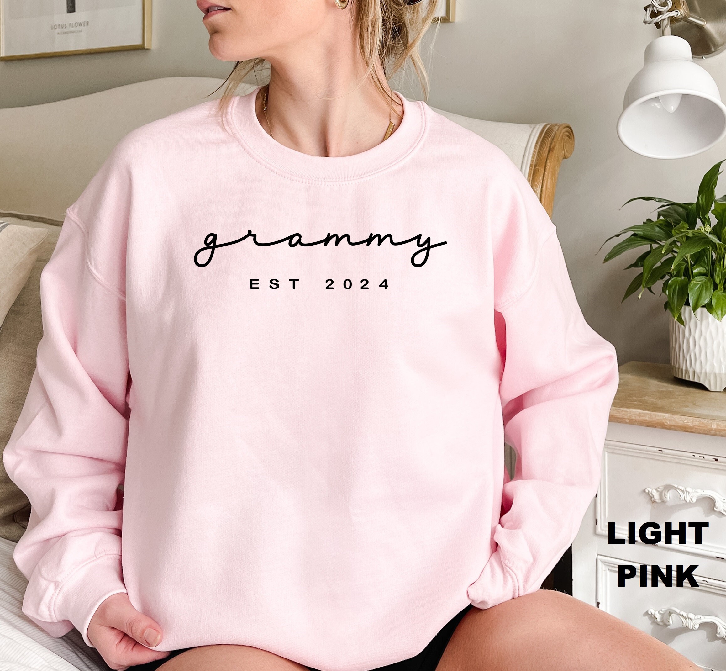 Grammy 2024 Nominee Taylor Swift's Shoe Moments Over the Years: Pink  Louboutins, Giuseppe Zanotti Heels and More, image size:2316x2140