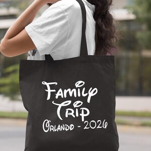 Custom Family Trip Bag, Family Vacation Bag, 2026 Family Trip Bag, Adventure Bag, Camping Gift, Beach Gift, Traveler Bag, Family Trip Gift Bild 6