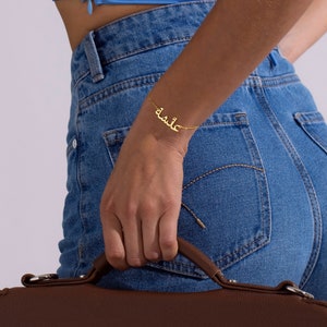 Personalized Arabic Name Bracelet For Women, Custom Arabic Bracelet, Gold Arabic Nameplate Jewelry, Birthday Gifts For Her, Gifts For Mom
