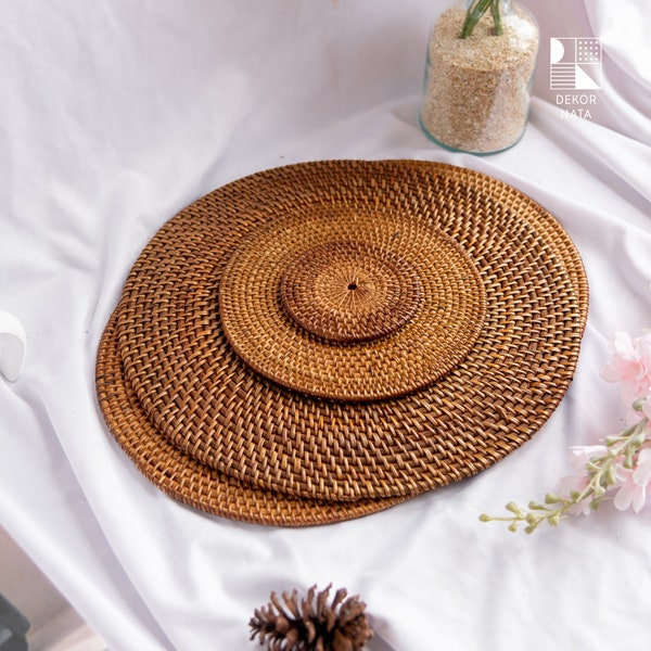 Brown Round Rattan Placemats, Brown Placemat For Dining Table, Boho Placemat, Handcrafted in Indonesia