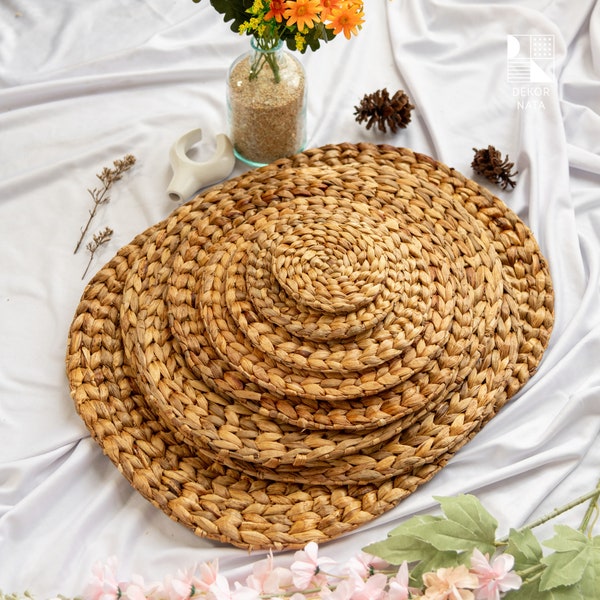 Water Hyacinth Round Placemats, Hand-woven placemat, natural material for farmhouse