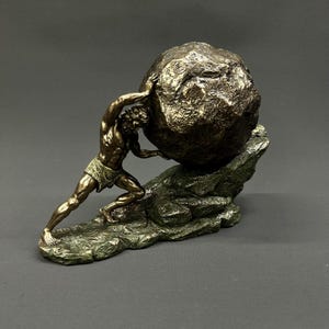 Decoração Motivacional Estátua Mitologia Grega de Sísifo Veronese I Escultura Mitológica Decorativa I Estatuetas de Luxo da Mitologia Grega de Sísifo