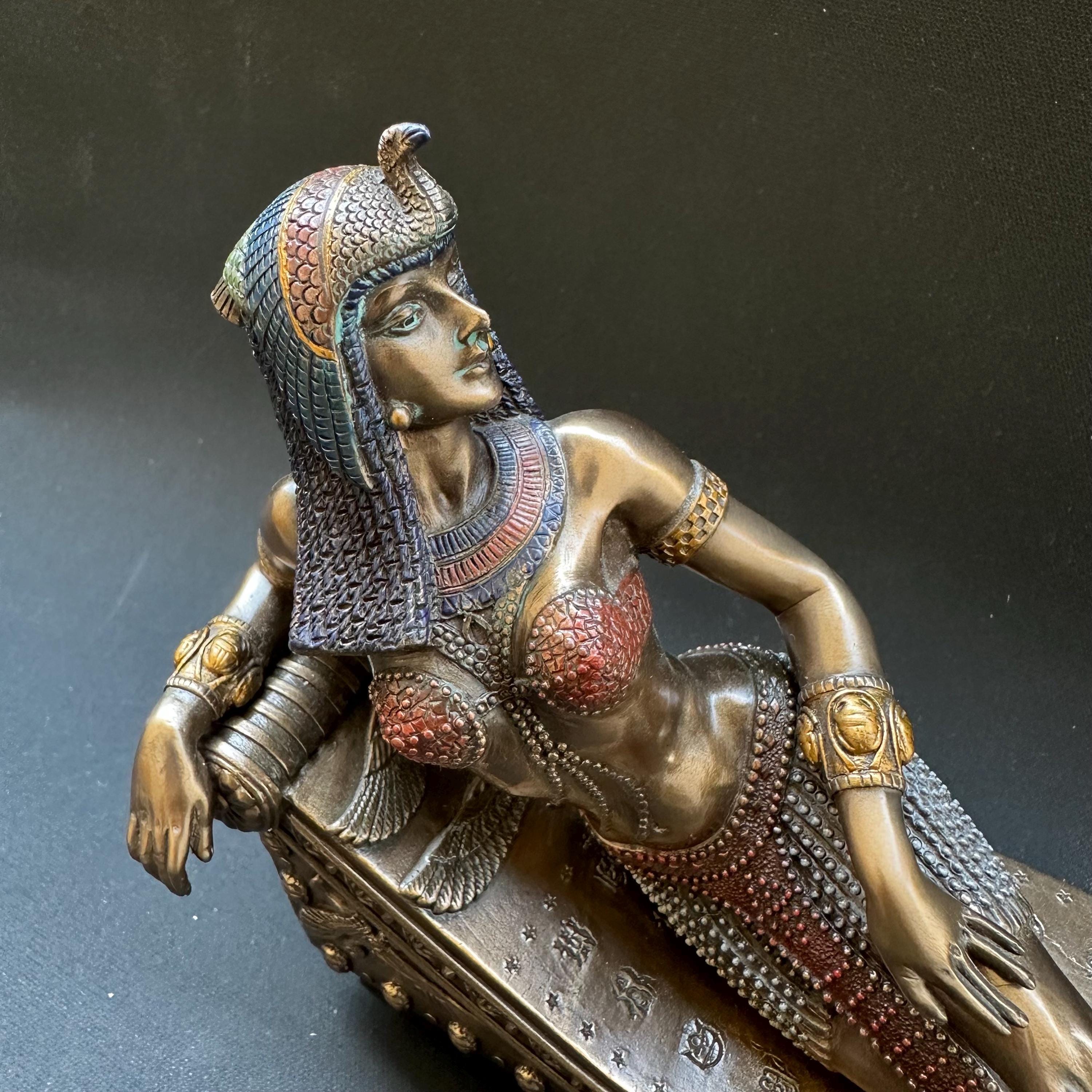 Ancient Egyptian Queen Cleopatra Statue