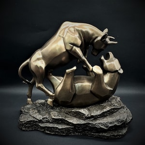 Veronese Design Wall Street Stock Market Bull Bear Fight Financial Broker Gift