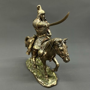 Genghis Chengiz Khan Statue Mongol Emperor Impressive Historical Legendary Figurine Sculpture