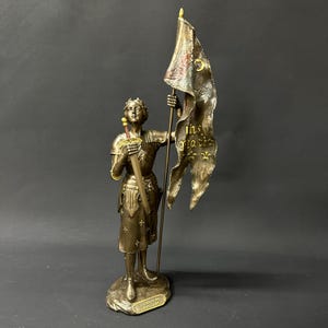 Joan of Arc Statue: Bronze Resin Medieval Warrior Decor