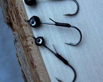 Long Shank jig head swim bait  1/8 oz, 1/12 oz, 1/16 oz or 1/32 oz (pack of 2) with bait holder