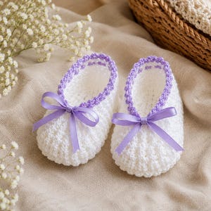 Crochet Baby Booties Pattern, White Baby Shoes with Ribbon, Newborn Girl Bootie Pattern, PDF Instant Download, Baby Shower Gift