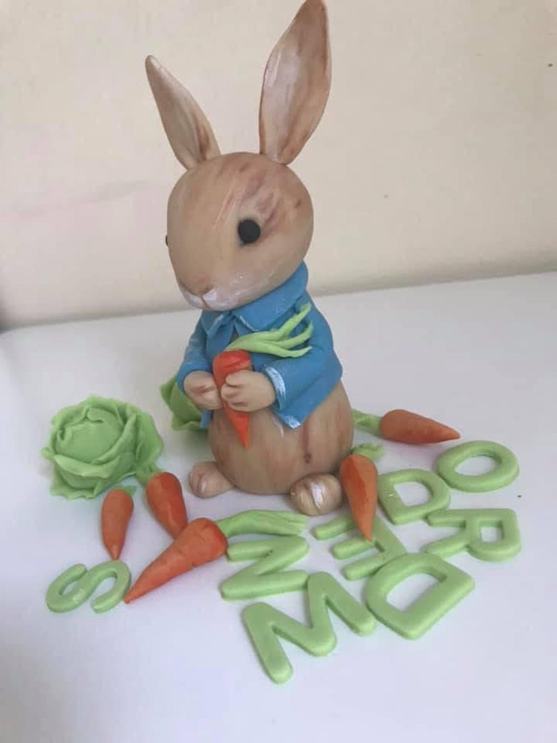 Peter Rabbit Cake Topper, Vegetables Edible Set, Fondant .birthday Cake ...