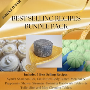 Puede incluir: Un paquete de productos para el baño y el cuerpo. La imagen incluye una pastilla de champú gris sobre un plato amarillo, tarros de crema y bombas de baño verdes con forma de flor. El texto dice "BEST SELLING RECIPES BUNDLE PACK".