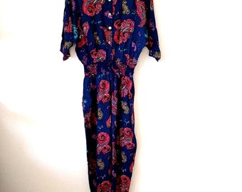 Vintage En Focus Blue Jumpsuit With Red Paisley Print