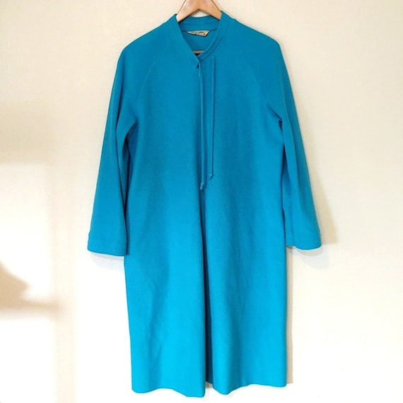 Vintage Vanity Fair turquoise house robe coat