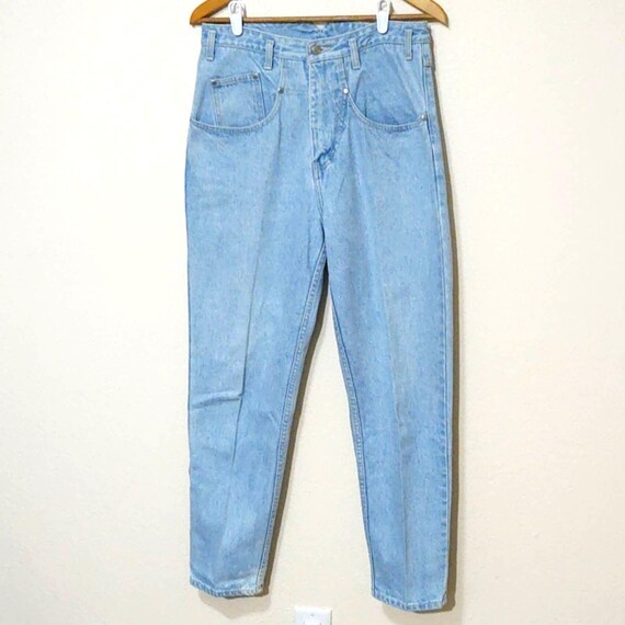 LA Gear super high waisted 80s tapered jeans light wash L.A. Gear