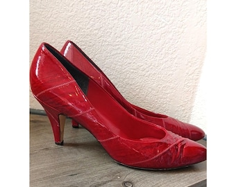 Vintage Joyce 80s Red Leather Pumps