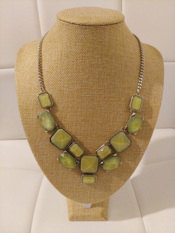 Vintage NY Green and Silver Tone 18" Bib Necklace