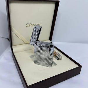 Incredibile accendino a gas vintage da collezione placcato in argento con fiamma morbida, vecchia scuola, in una scatola