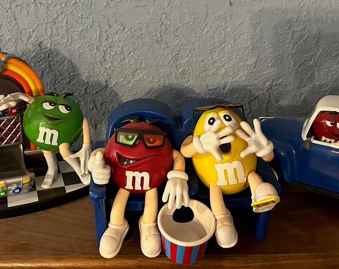 M&M Jukebox Dispenser Movie Theater Dispenser Sweet Wheelin' Pickup