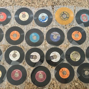 KISS, Michael Jackson, KC, The Sunshine Band, Grand Funk, Boogie, Gladys Knight, Dancing, 45s, 1970s Vinyl, Records