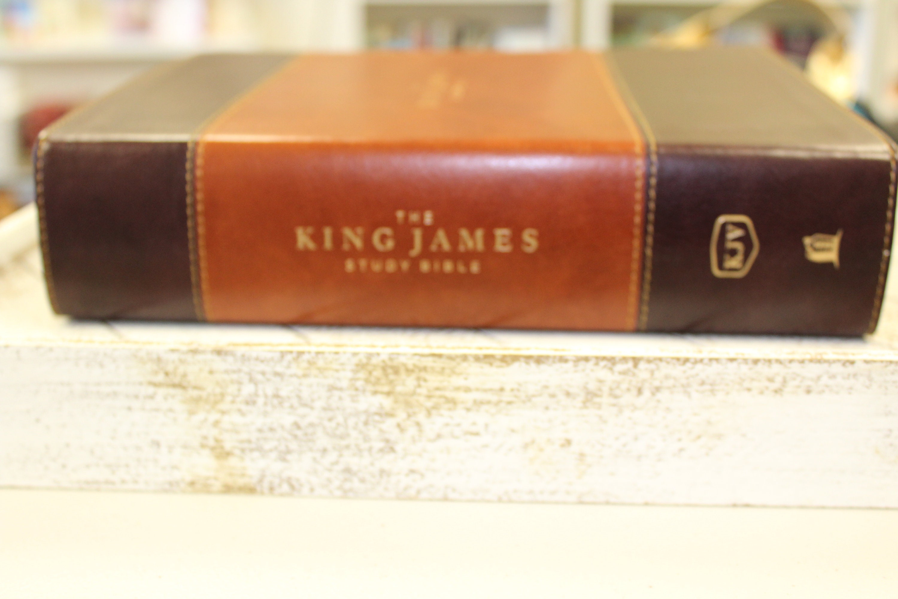 Personalized * the King James (KJV) Study Bible - Full-color