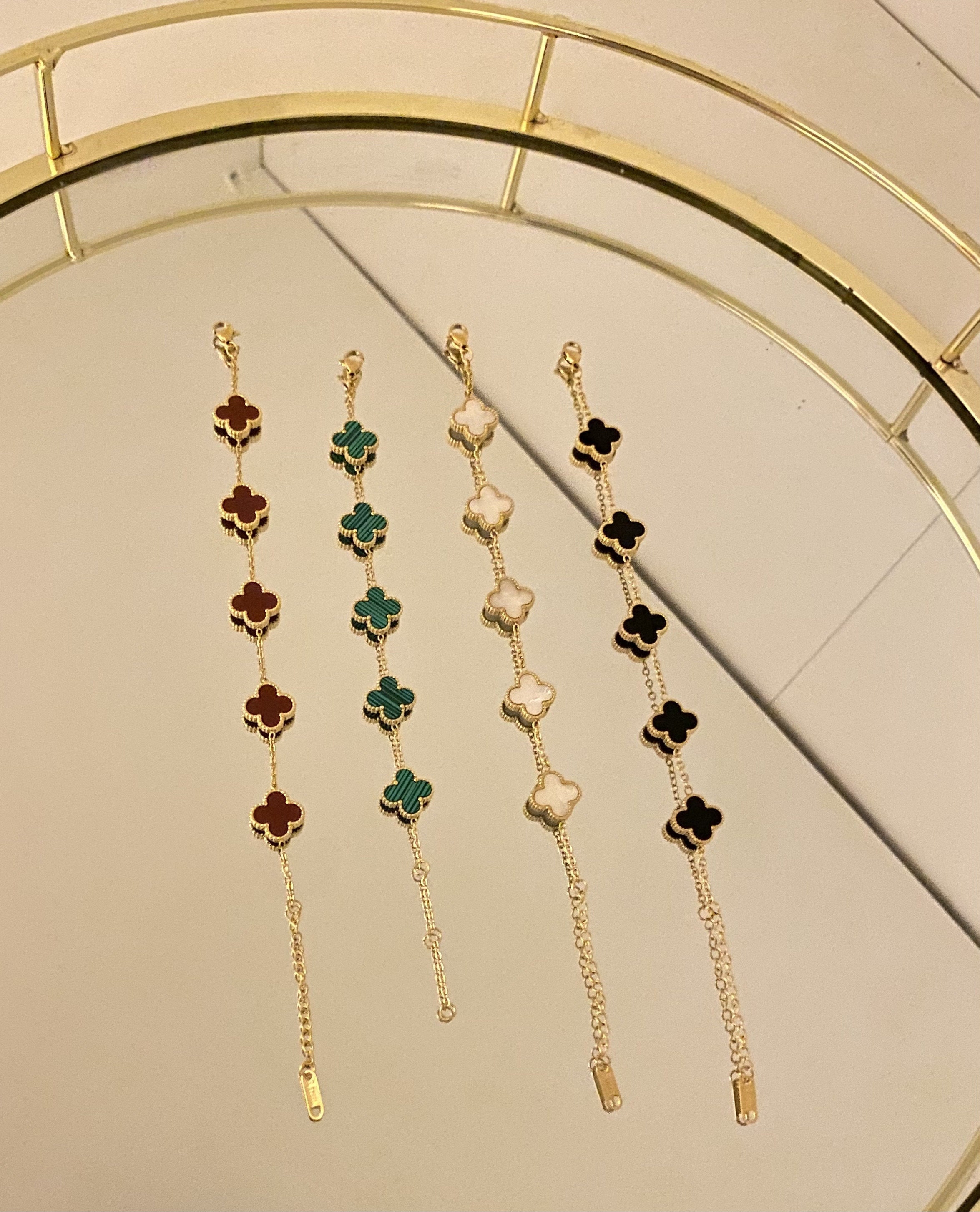 Louis vuitton clover necklace -  México