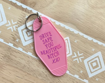 Drive Safe Pink Hotte Schlüsselanhänger: Retro Autozubehör