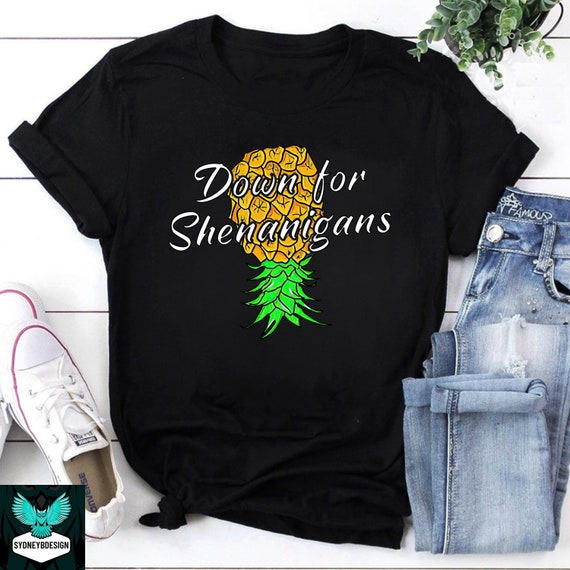 Pineapple top shirt meme