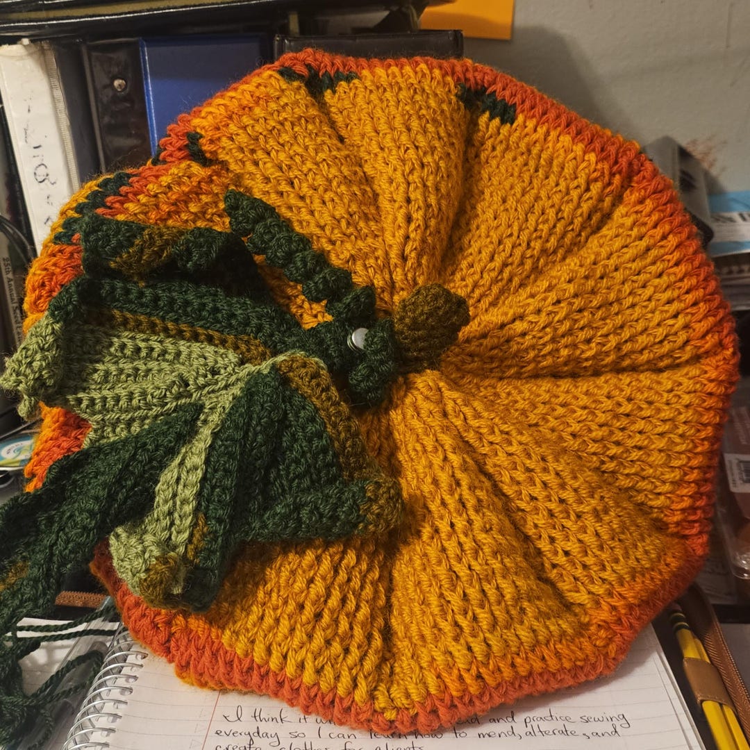 Woolen Crochet Pumpkin Beret With Spandex Lining and Detachable Leaf