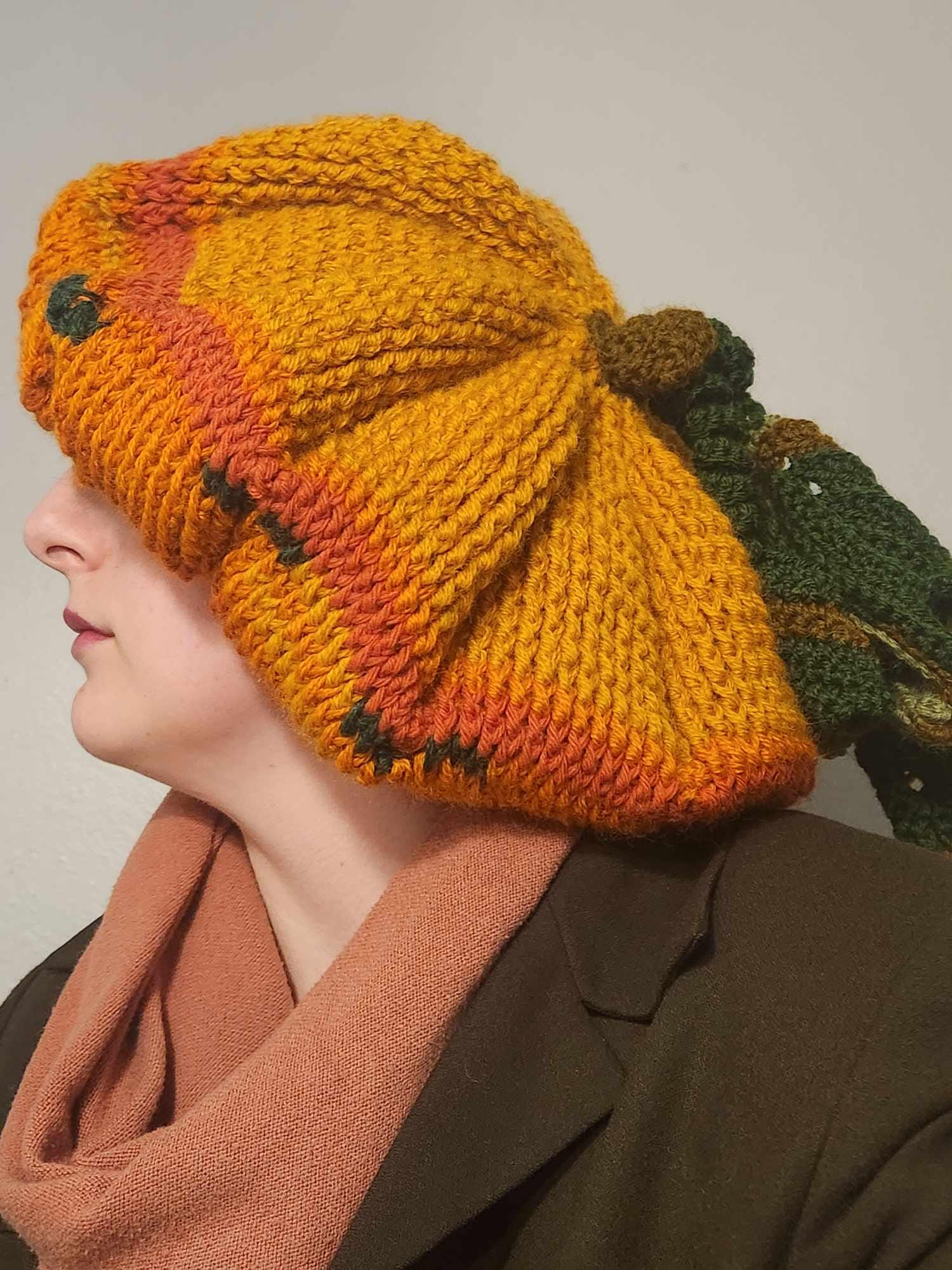 Woolen Crochet Pumpkin Beret With Spandex Lining and Detachable Leaf