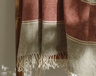 Red striped linen beach blanket towel.  French style linen lounge chair towel. Summer outdoor blanket. Lightweight travel throw.Eco friendly