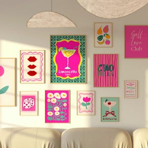 Conjunto de carteles eclécticos Conjunto de carteles rosa preppy Collage de pared de galería Decoración de dopamina Arte de pared maximalista Decoración de habitación Y2K Decoración de chica universitaria