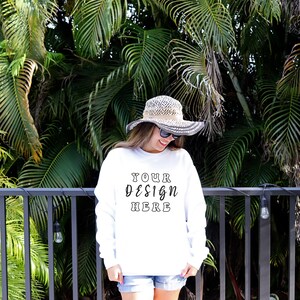 Comfort Colors 1566 White Mockup, Comfort Colors White Crewneck Mock Up, Comfort Colors Sweatshirt Mockup, CC1566 White Mockup Outdoors