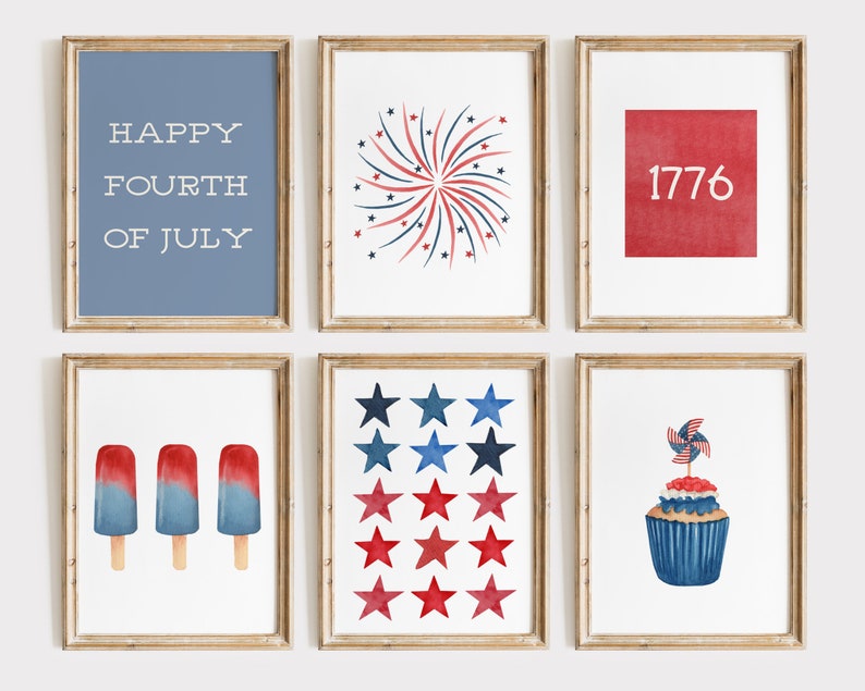 Pu&ograve; includere: Sei stampe incorniciate con un tema patriottico. Le stampe presentano uno schema di colori rosso, bianco e blu e includono immagini di fuochi d'artificio, stelle, ghiaccioli, una cupcake e il testo "HAPPY FOURTH OF JULY" e "1776".