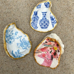 Oyster Trinket Dish; Handmade Decoupaged Trinket Dish; Beach Wedding; Bridesmaid Gift; Ring Dish; Painted Oyster Shell; Blue and White