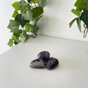 Chevron Banded Amethyst ~ High Quality Chevron Banded Amethyst From India ~  Amethyst Chevron Banded ~ Banded Amethyst ~ Purple ~ Amethyst