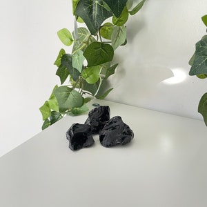Black Obsidian ~ Rough Black Obsidian ~ Shiny Black Obsidian ~ Raw Obsidian ~ Powerful Cleansing Stone ~ Stone Of Protection ~ Obsidian
