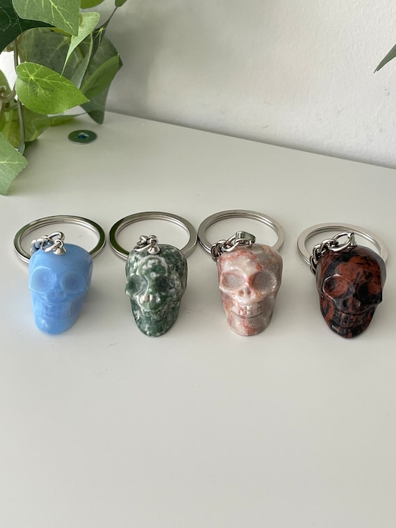 Skull Keychain ~ Crystal Skull Keychains ~ Awesome Skull Crystal Carved Keychain ~ Keychains ~Gifts~ Skull Crystals ~ Crystal Skull Keychain
