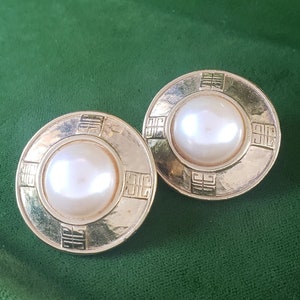 Vintage 80s Givenchy Gold Clip-On Mabe Pearl Earrings