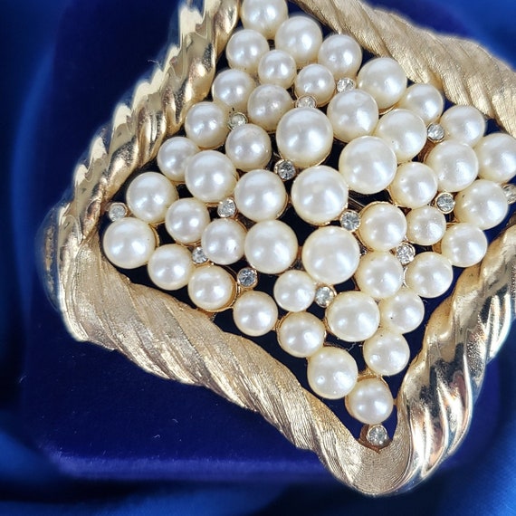 Gold Pearl Square Brooch by Crown Trifari - image 2