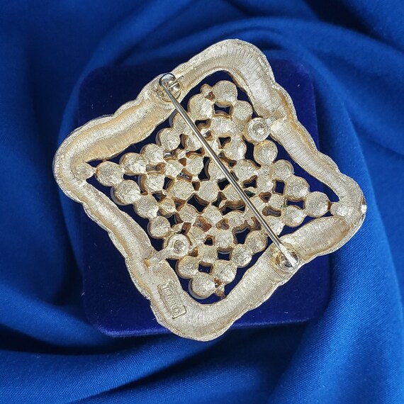 Gold Pearl Square Brooch by Crown Trifari - image 3