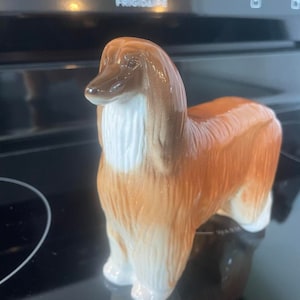 Lomonosov Afghan Hound Vintage 1950&#39;s Made in Russia porcelain figurine