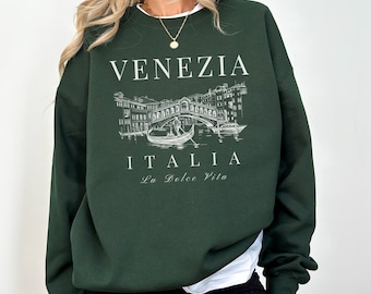 Venezia, Italia Crewneck Sweatshirt | Venice Canals Pullover | Gift for Her, Him,  Italian Traveler | Travel Day, Trendy, Oversized, Unisex