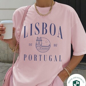 Camiseta de algodón con colores cómodos de Lisboa, Portugal / Camisa de viaje de Lisboa / Regalo para ella o él viajero imagen 5