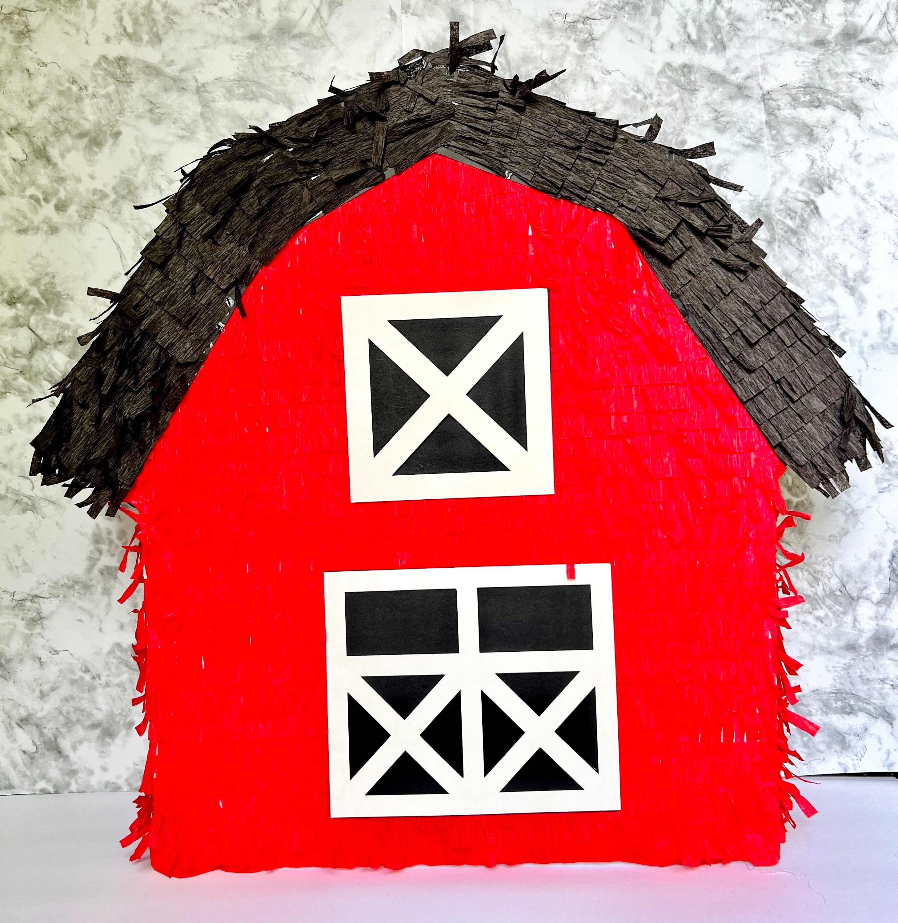 Barn pinata Farm birthday baby