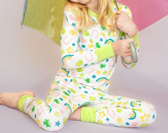 Girls Shamrocks & Rainbows Bamboo two piece pajamas, St Patricks Day outfit for Girls, Lucky, Rainbow Baby, Lucky Shamrock Toddler pajamas