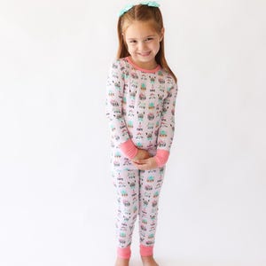 I Love Cats Bamboo Pajama Set for Girls – Soft, Hypoallergenic, Long Sleeve PJs –  Gift for Cat Lovers - Toddler Pajamas - Kids Clothes