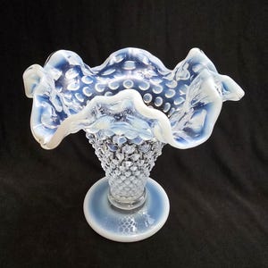 Fenton Hobnail Opalescent Glass Vase