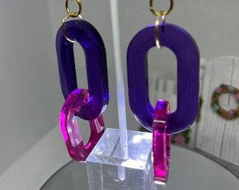 Purple Pink Chain Link fun! Lightweight deep colored resin earrings.